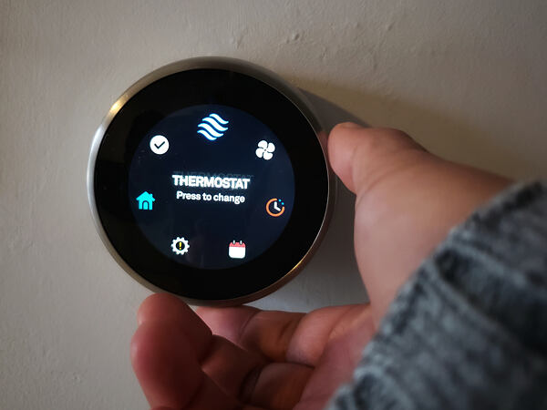 nastavení programu na termostatu